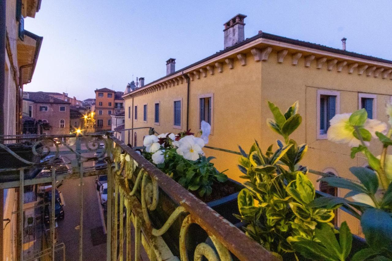 Arela Apartment Verona Exterior foto