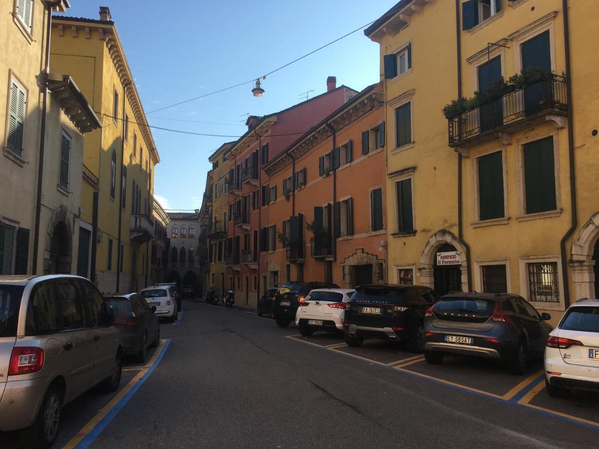 Arela Apartment Verona Exterior foto