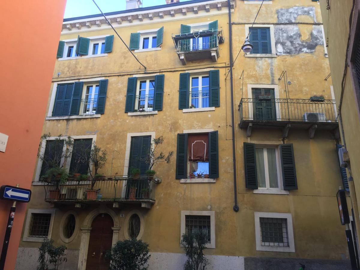Arela Apartment Verona Exterior foto